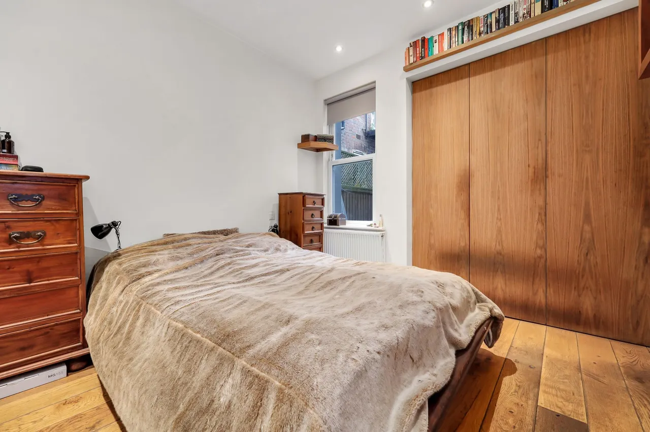 West Ella Road, London, NW10, photo 11