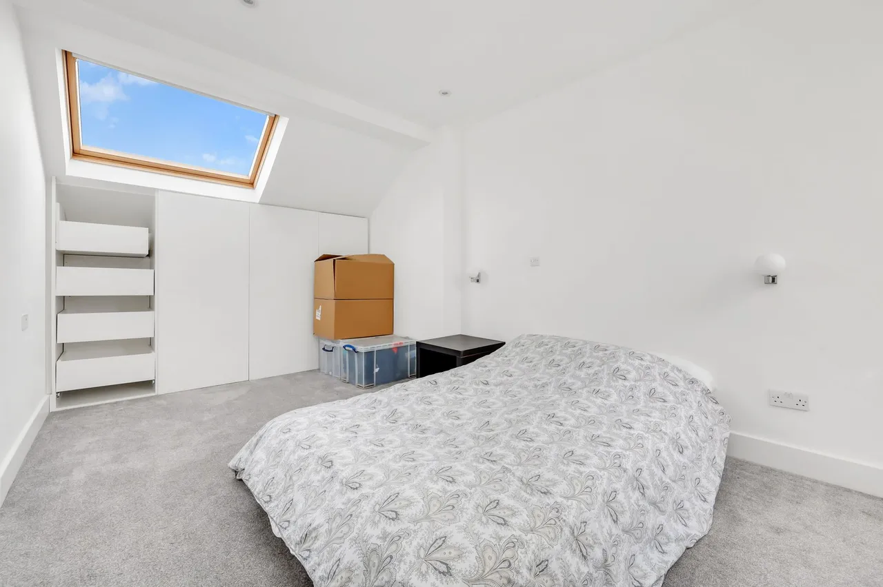 West Ella Road, London, NW10, photo 35