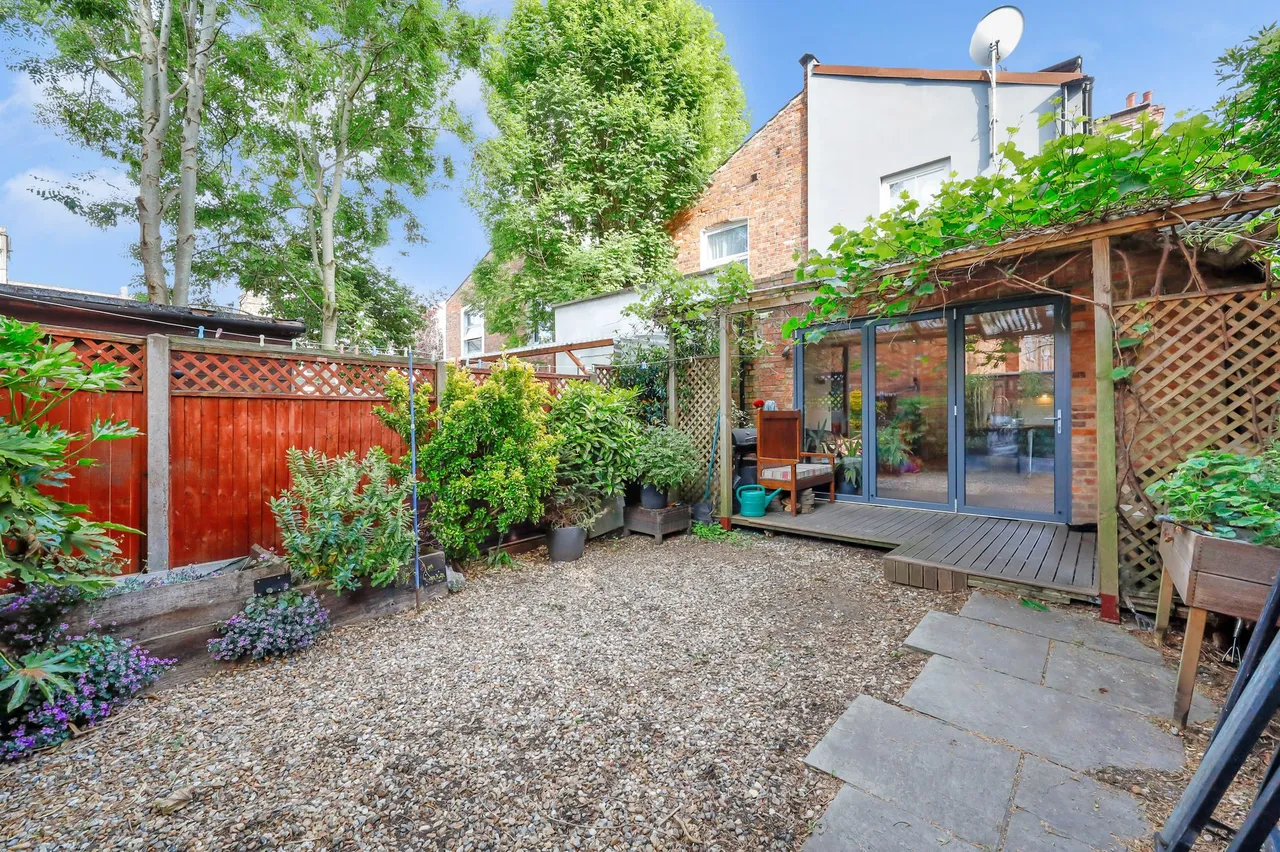 West Ella Road, London, NW10, photo 21