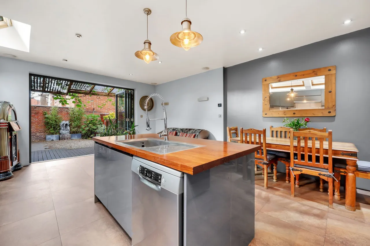 West Ella Road, London, NW10, photo 6
