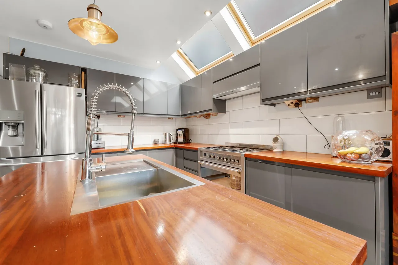 West Ella Road, London, NW10, photo 40
