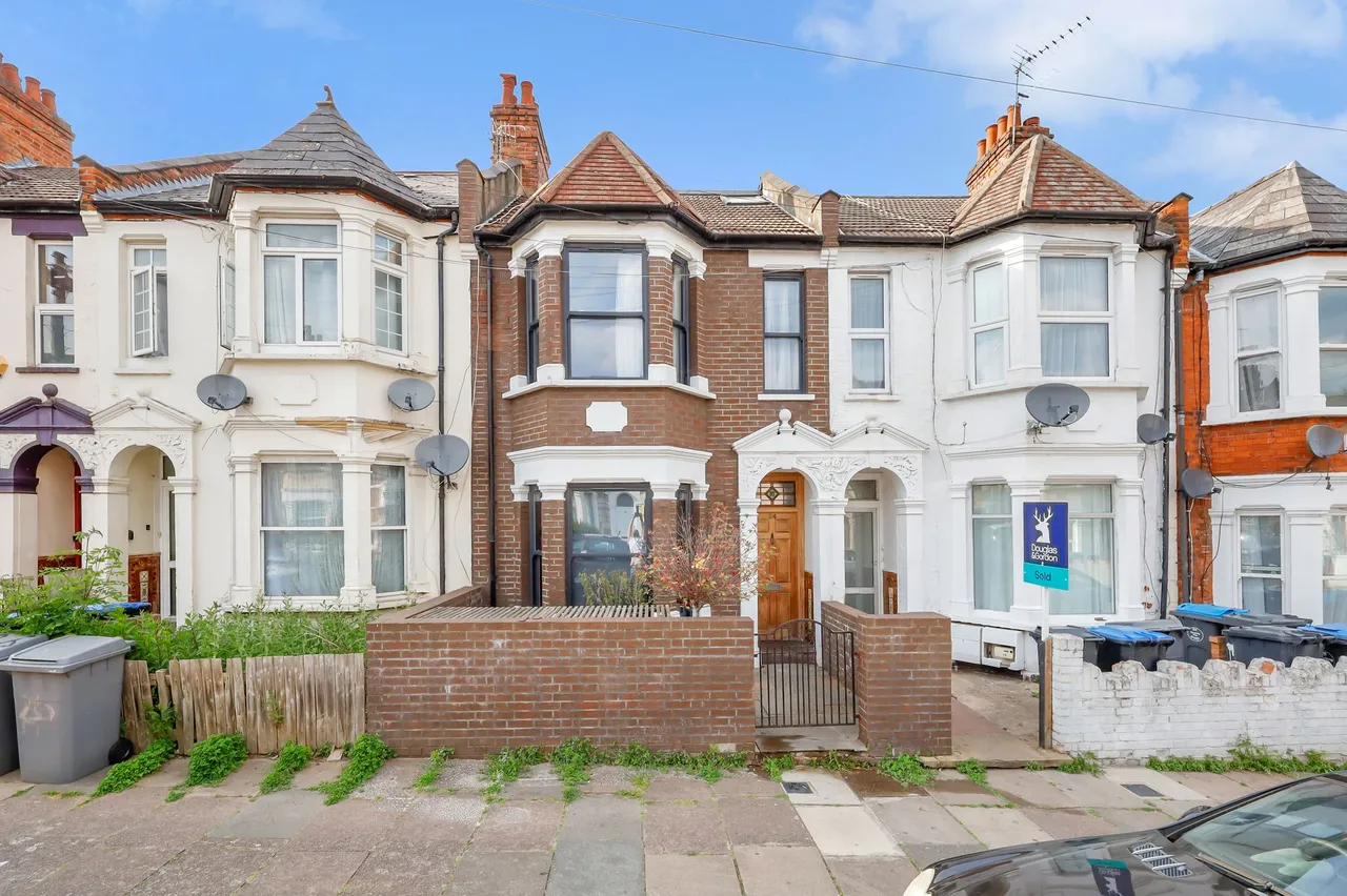 West Ella Road, London, NW10, photo 31