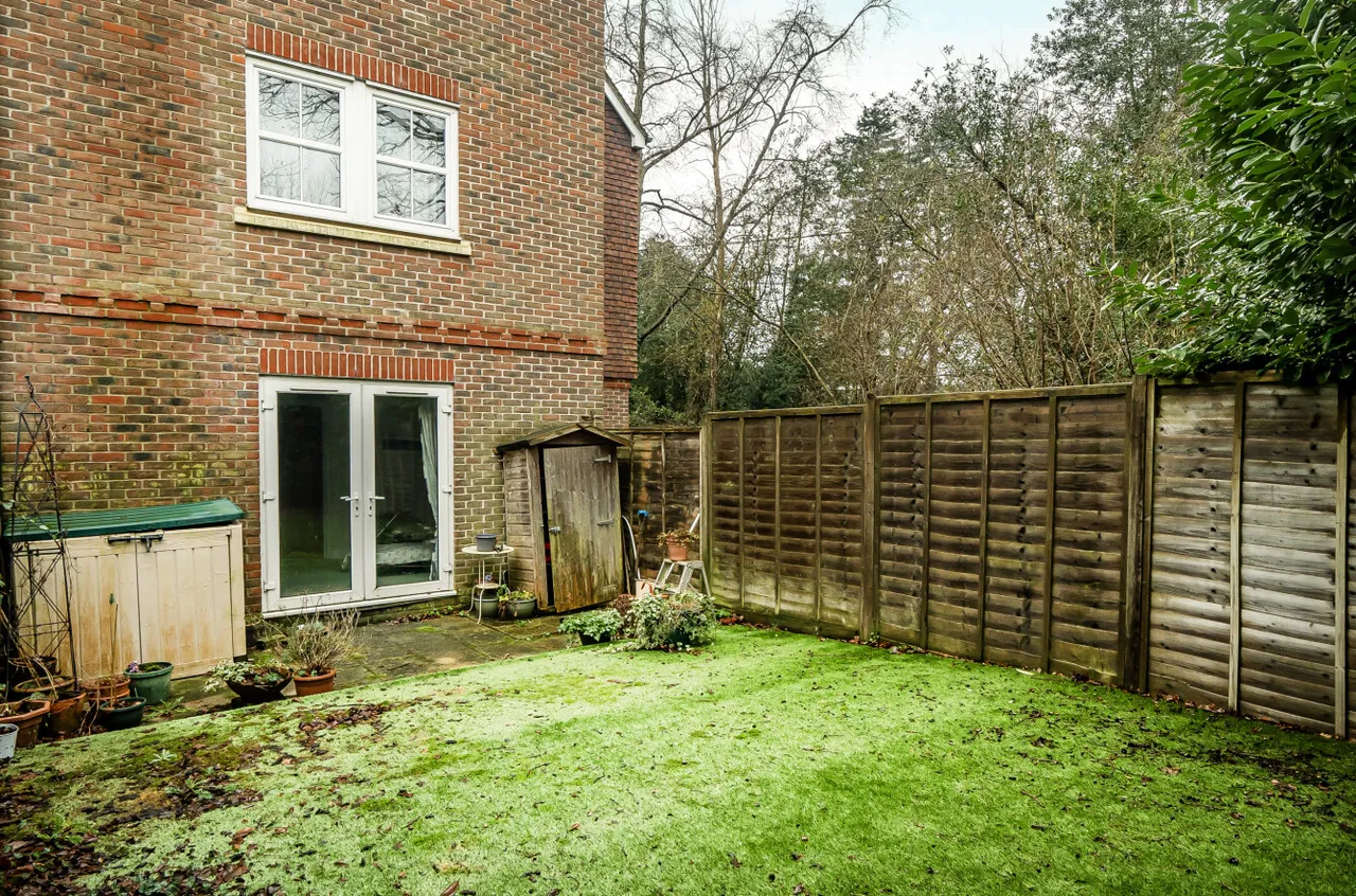 Reris Grange Close, Milford, GU8, photo 16