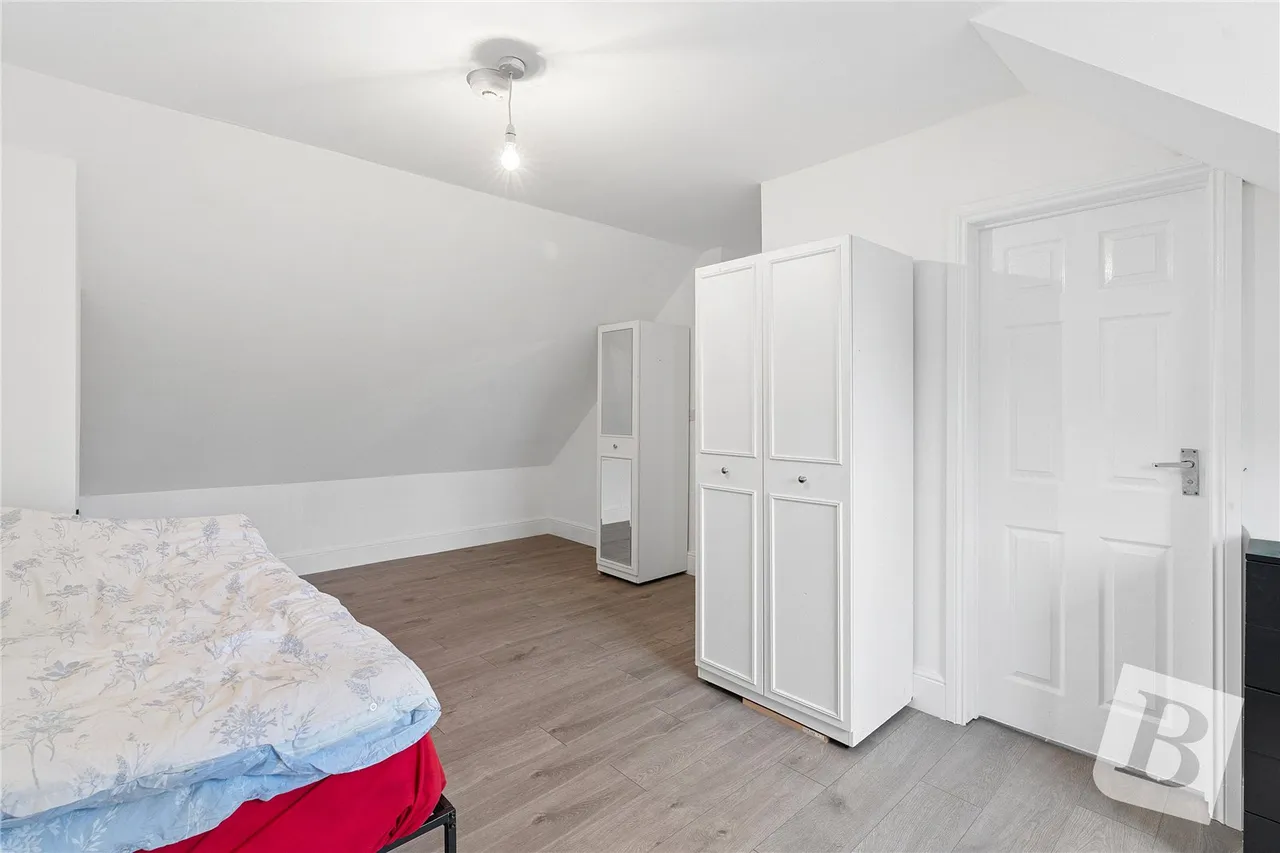 Westrow Gardens, Ilford, IG3, photo 7