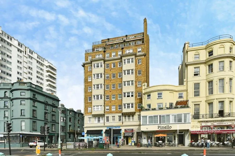 1 bed flat to rent, Kings Road, Brighton, BN1