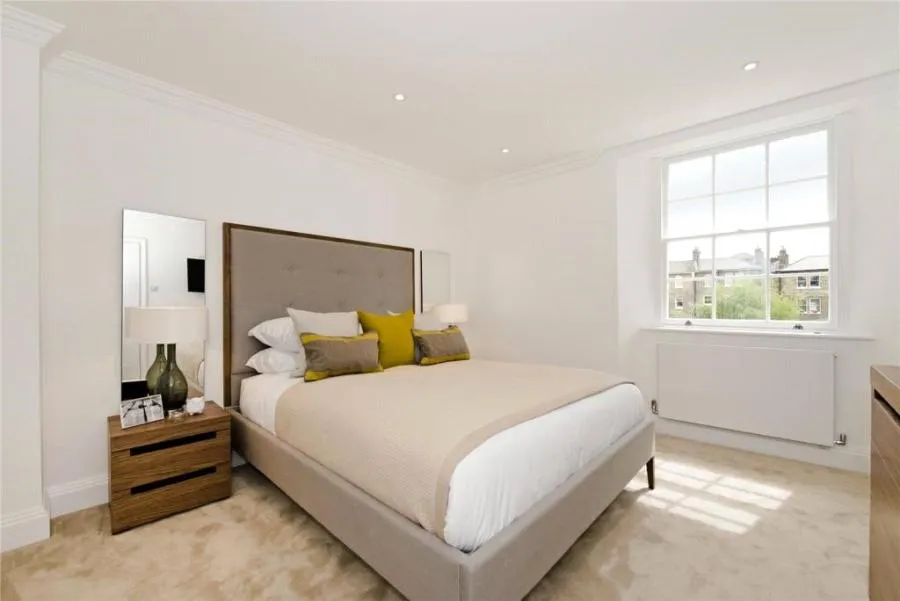 2 bed flat to rent, Camden Road, London, NW1