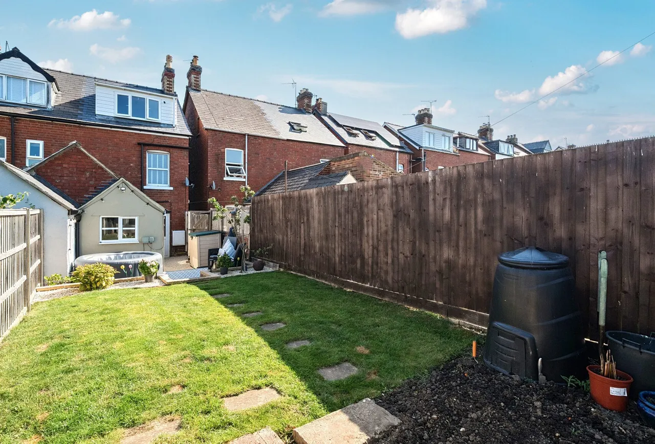 Bath Road, Gloucestershire, Kings Stanley, GL10 3JJ, photo 15