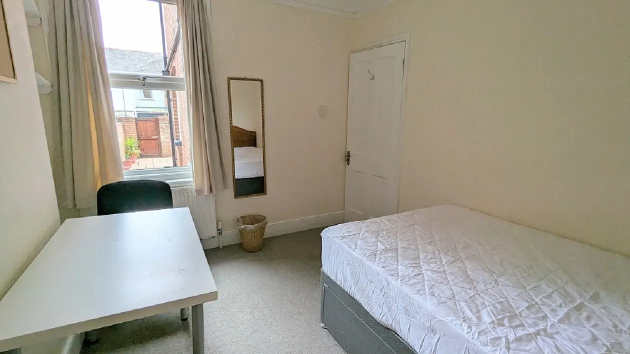 Danes Road, Exeter, EX4, photo 12