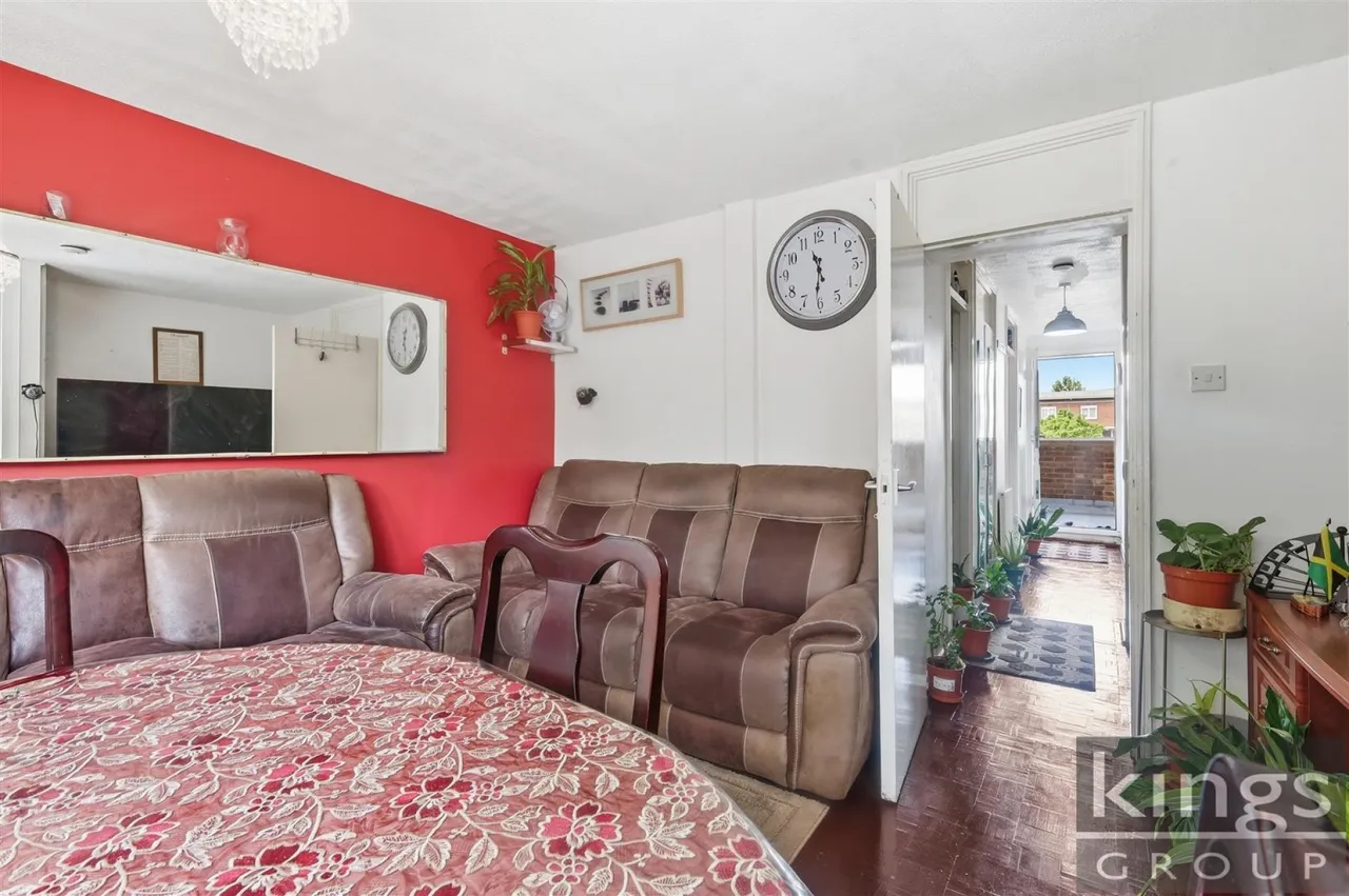 Waverley Road, London, photo 12