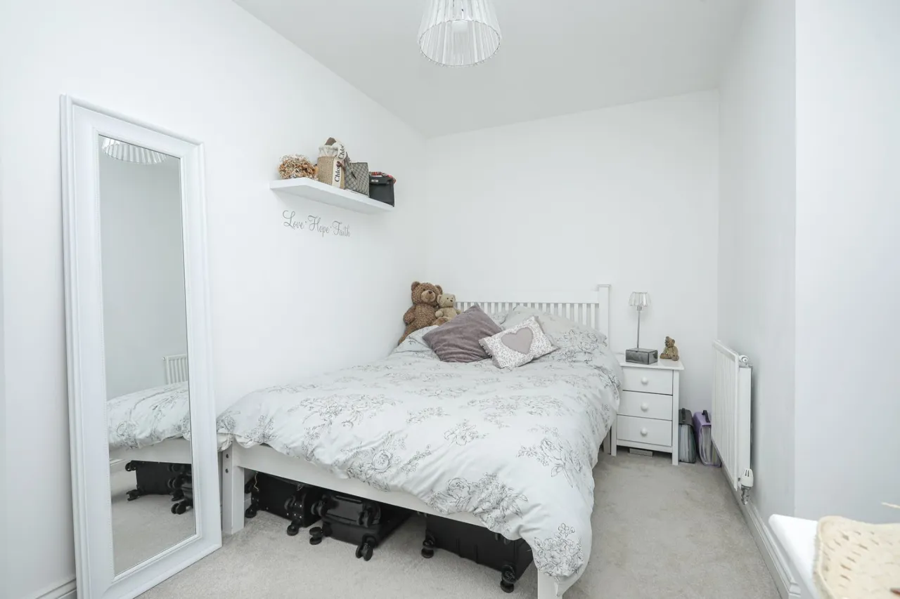 Arthur Maybury Close, Ashford, TN23, photo 12