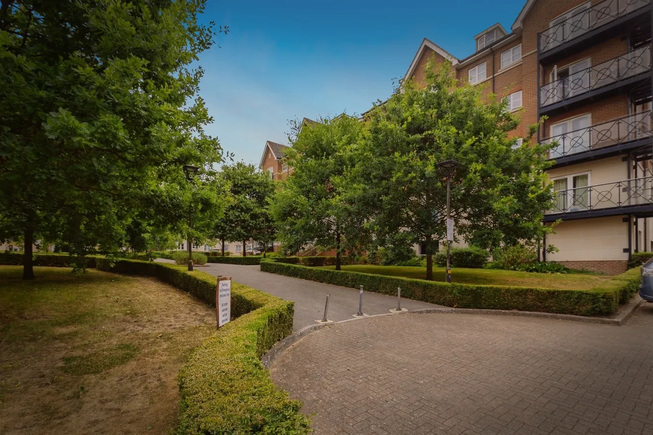 Viridian Square, Aylesbury, HP21, photo 4