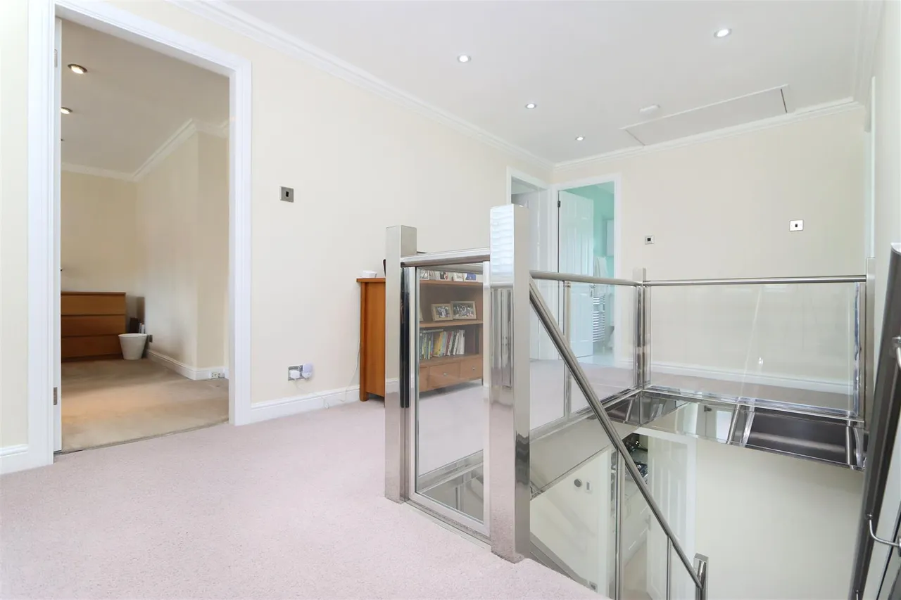 Wannerton Road, Blakedown, Kidderminster, photo 14
