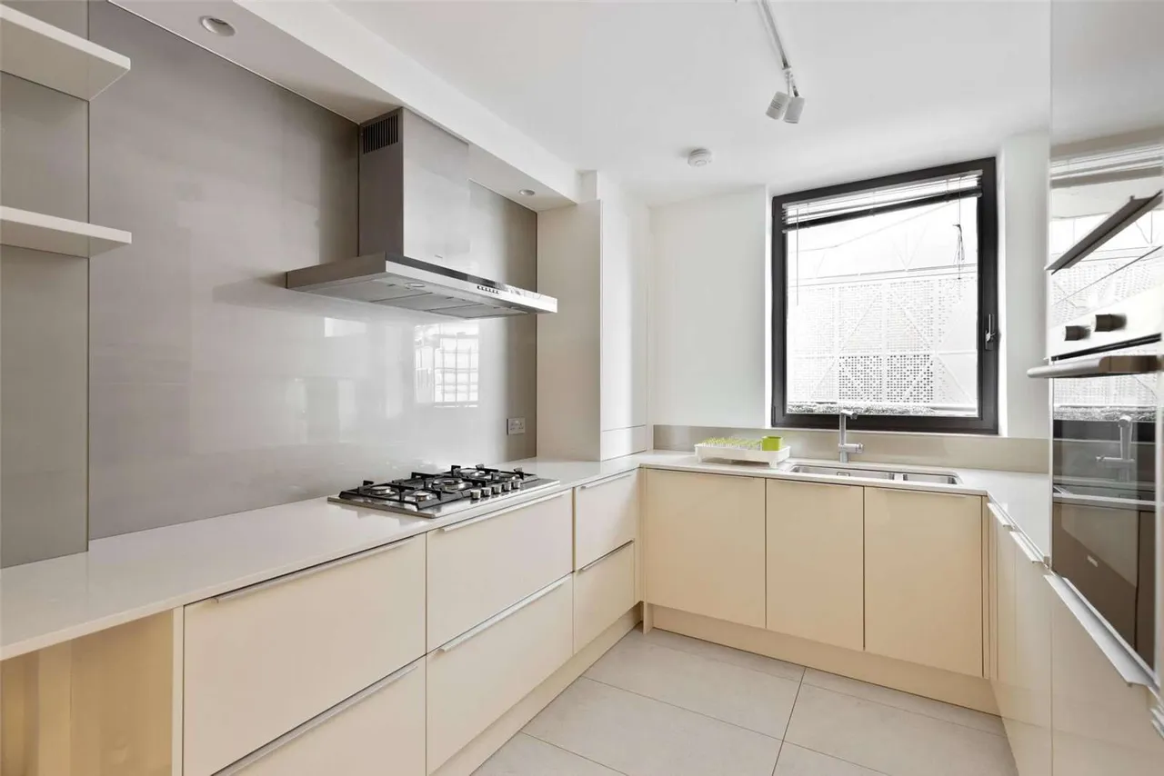 Blythe Road, London, W14 0JQ, photo 12