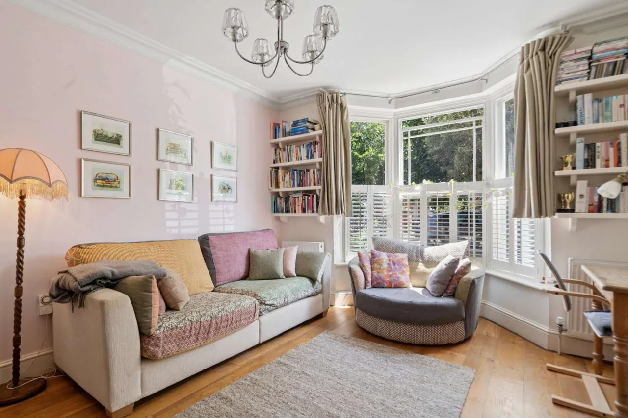St. Marks Road, Henley-on-Thames, Oxfordshire, RG9 1LJ, photo 2