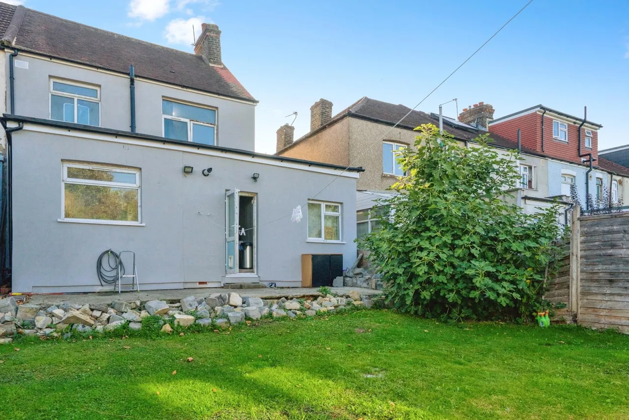 Burges Road, London, E6, photo 18