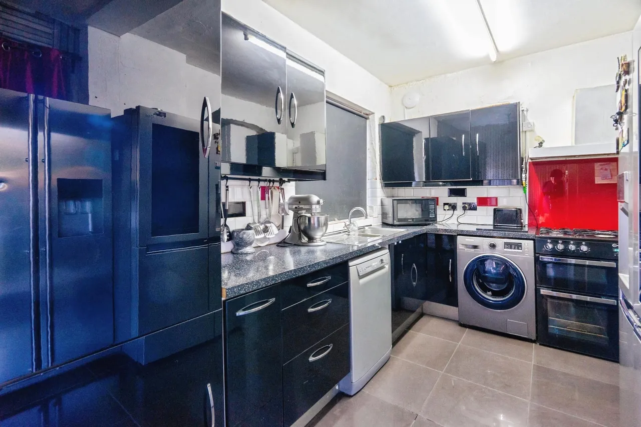 Burges Road, London, E6, photo 11