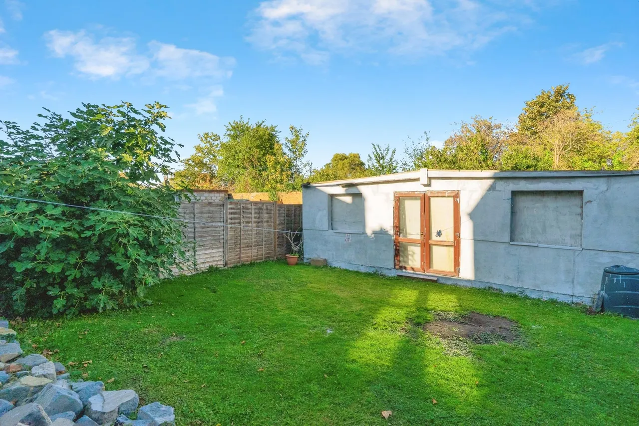 Burges Road, London, E6, photo 19