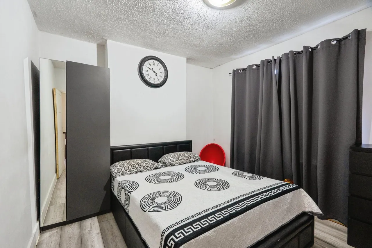 Burges Road, London, E6, photo 13