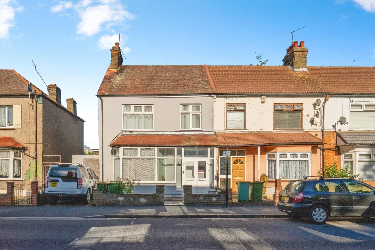Burges Road, London, E6, photo 20