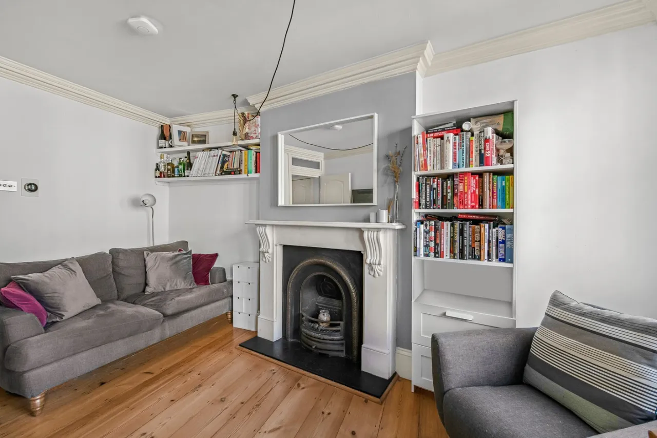 Holloway Road, London, N19, photo 5