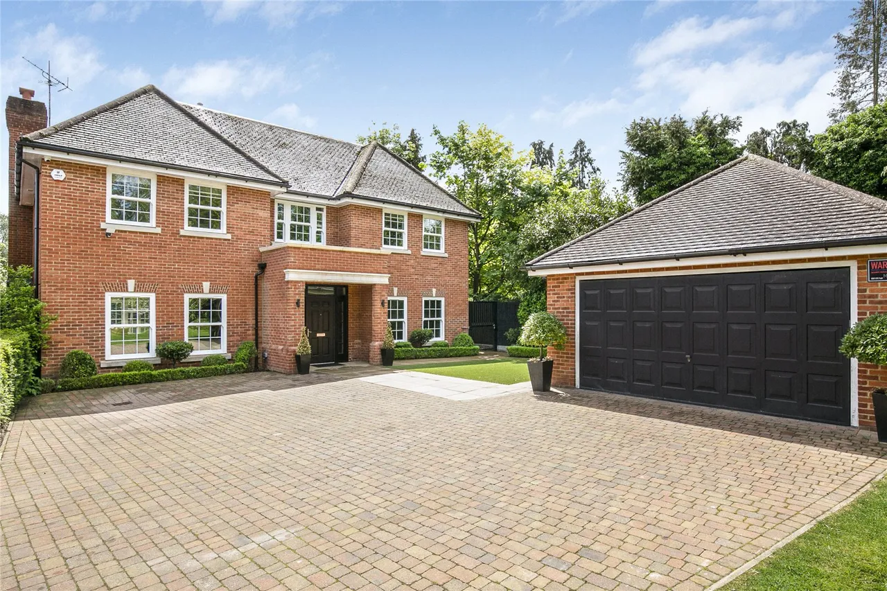 6 bed house for sale — Warner Close, Hadley Wood, EN4 0HE