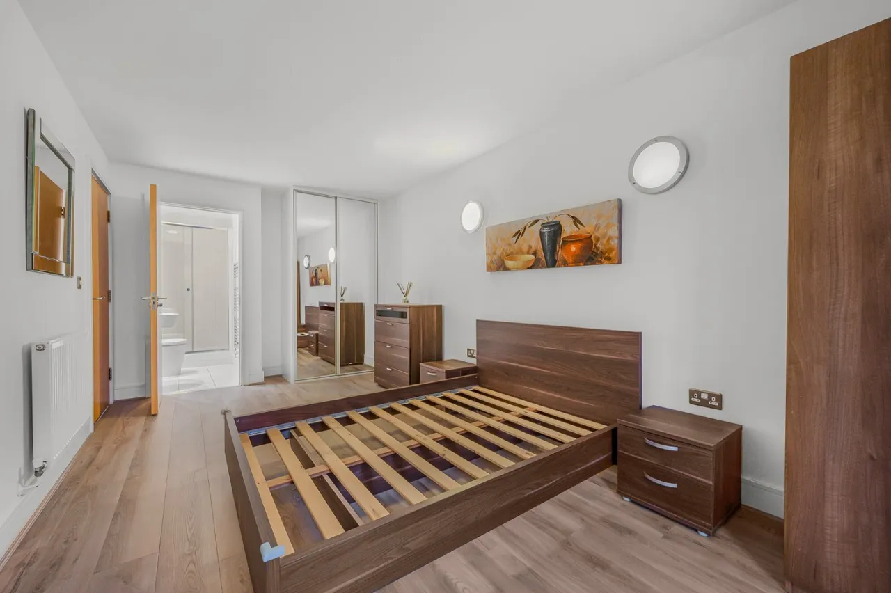 Jude Street, London, E16, photo 12