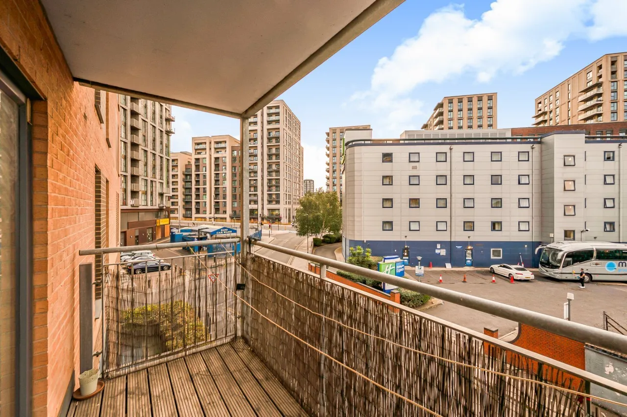 Jude Street, London, E16, photo 9