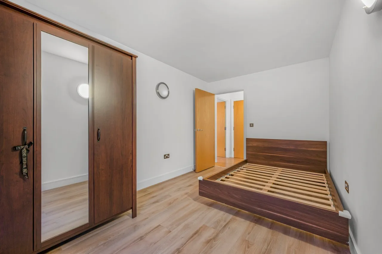 Jude Street, London, E16, photo 13