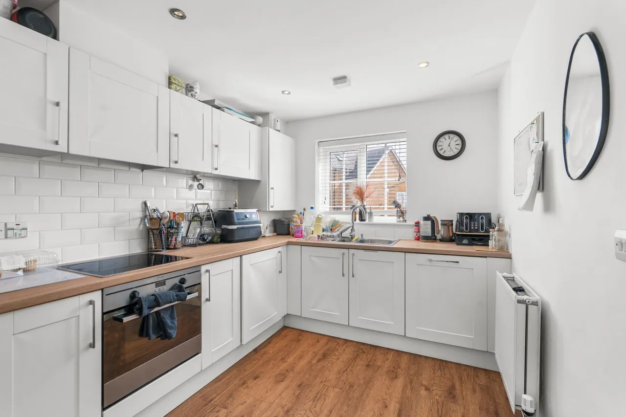 Ten Acres Crescent, Stevenage, SG2, photo 2