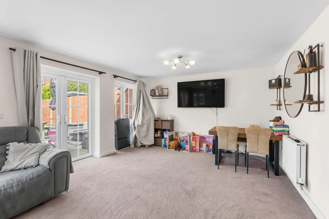 Ten Acres Crescent, Stevenage, SG2, photo 3