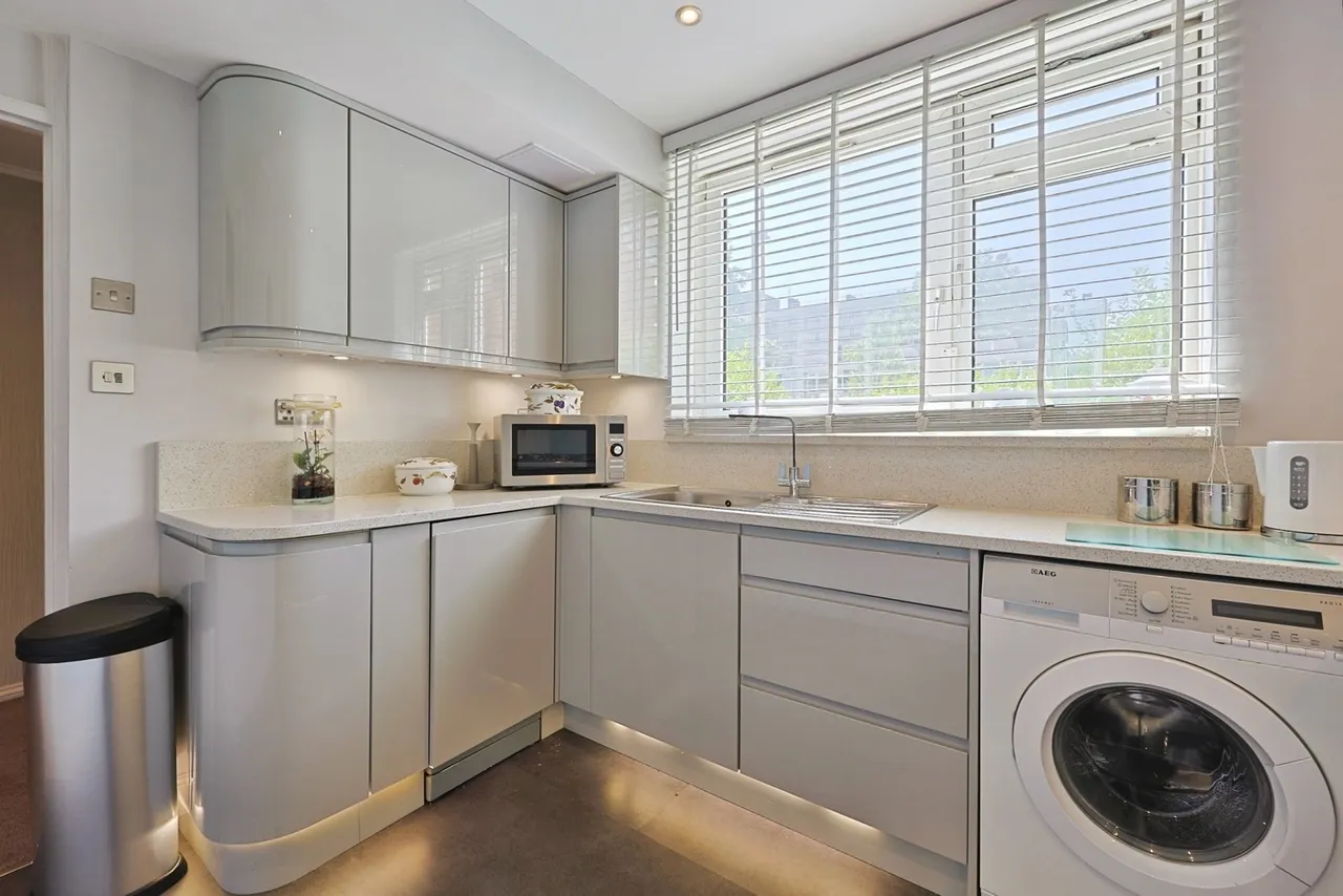 Searles Close, London, SW11, photo 5