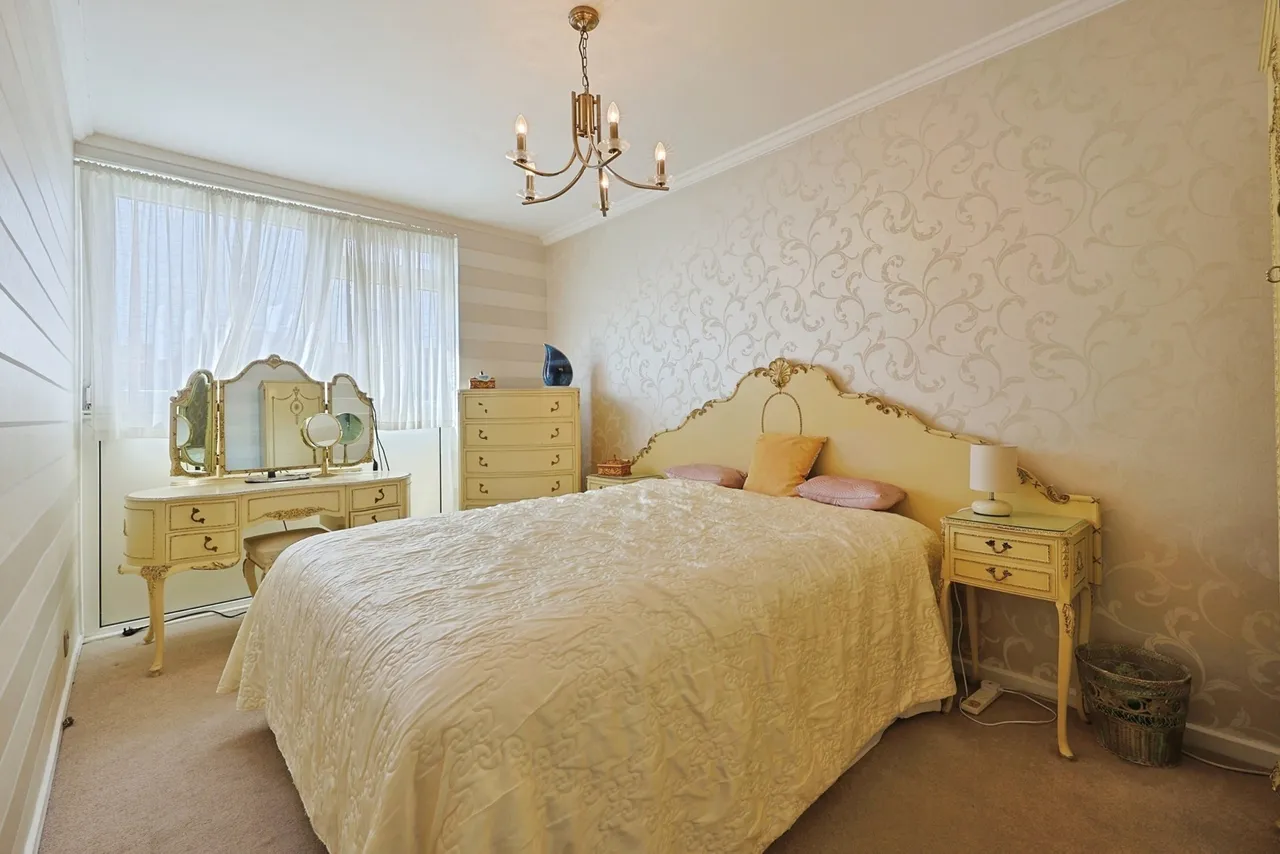 Searles Close, London, SW11, photo 10