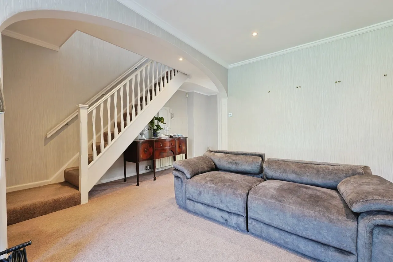 Searles Close, London, SW11, photo 8