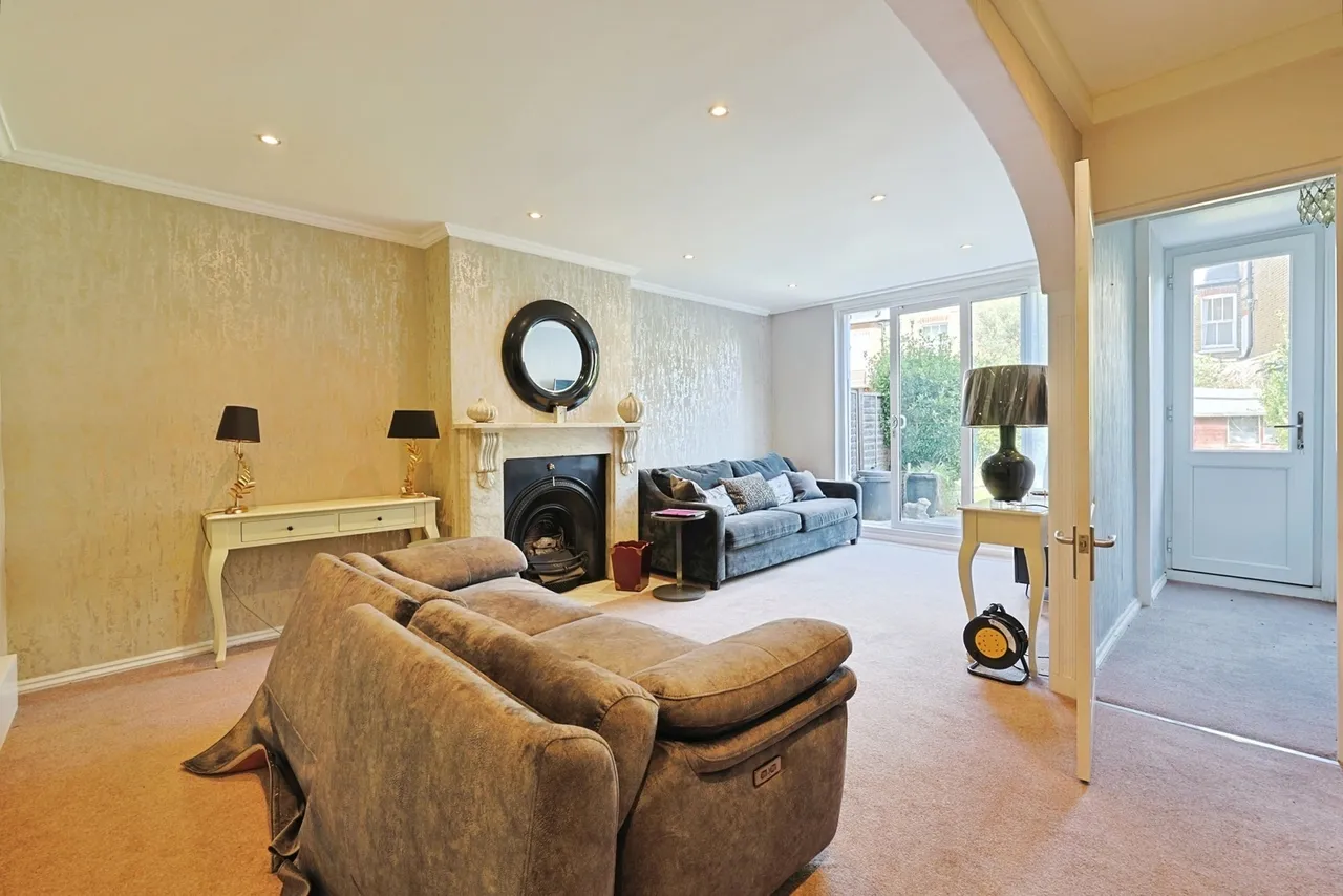 Searles Close, London, SW11, photo 7