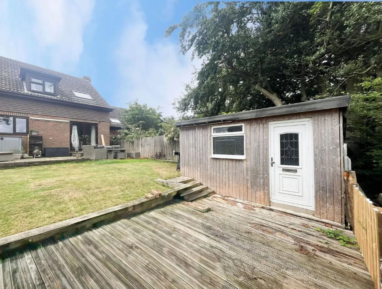 Ridgeway Close, Heathfield, TN21 8NS, photo 16