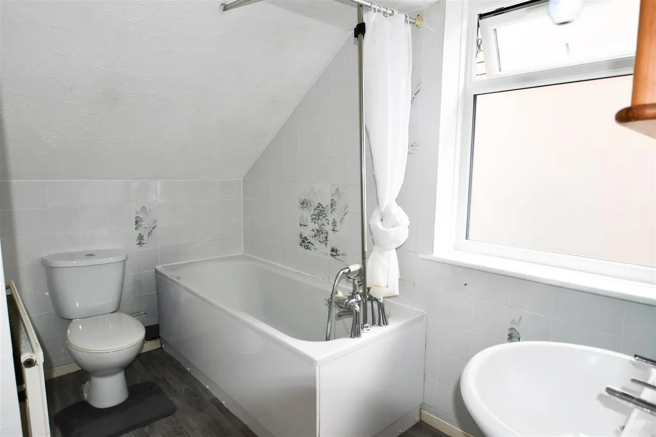Ridgeway Close, Heathfield, TN21 8NS, photo 15