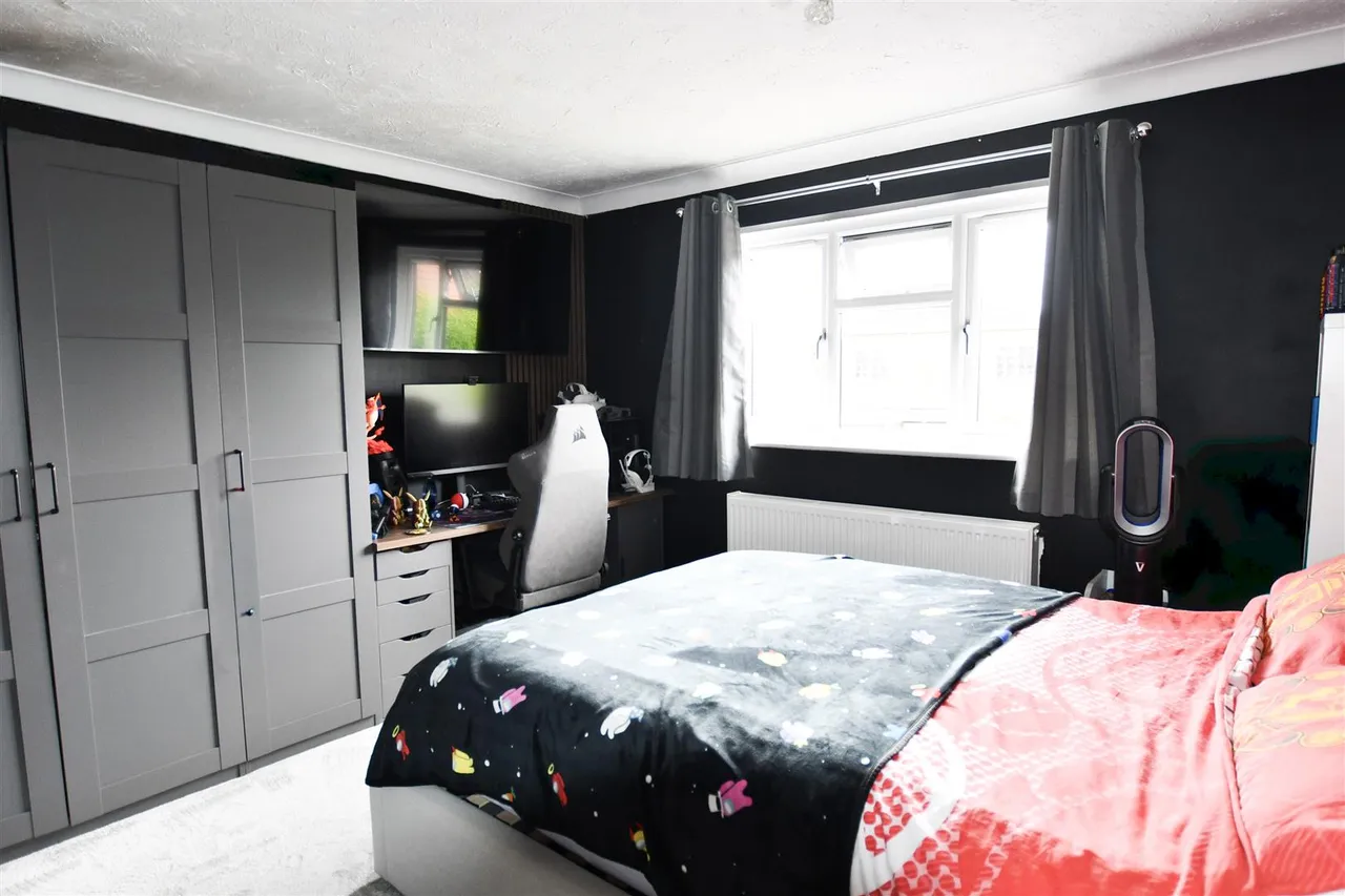 Ridgeway Close, Heathfield, TN21 8NS, photo 11