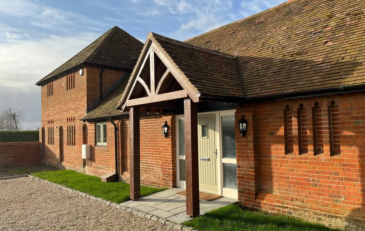 1 Pettifer Court, Buckingham Road, Weedon, HP22 4DP, photo 3