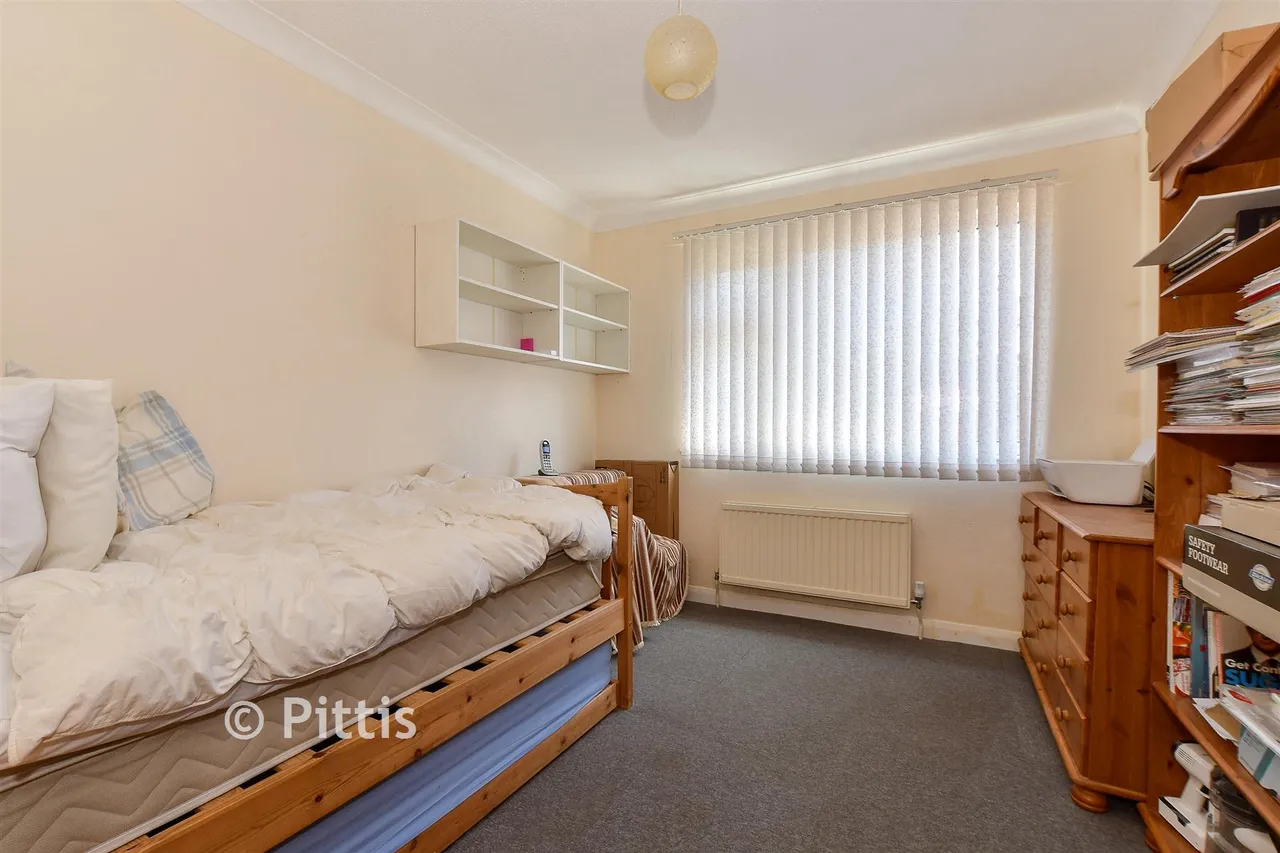 Lowtherville Road, Ventnor, PO38, photo 9