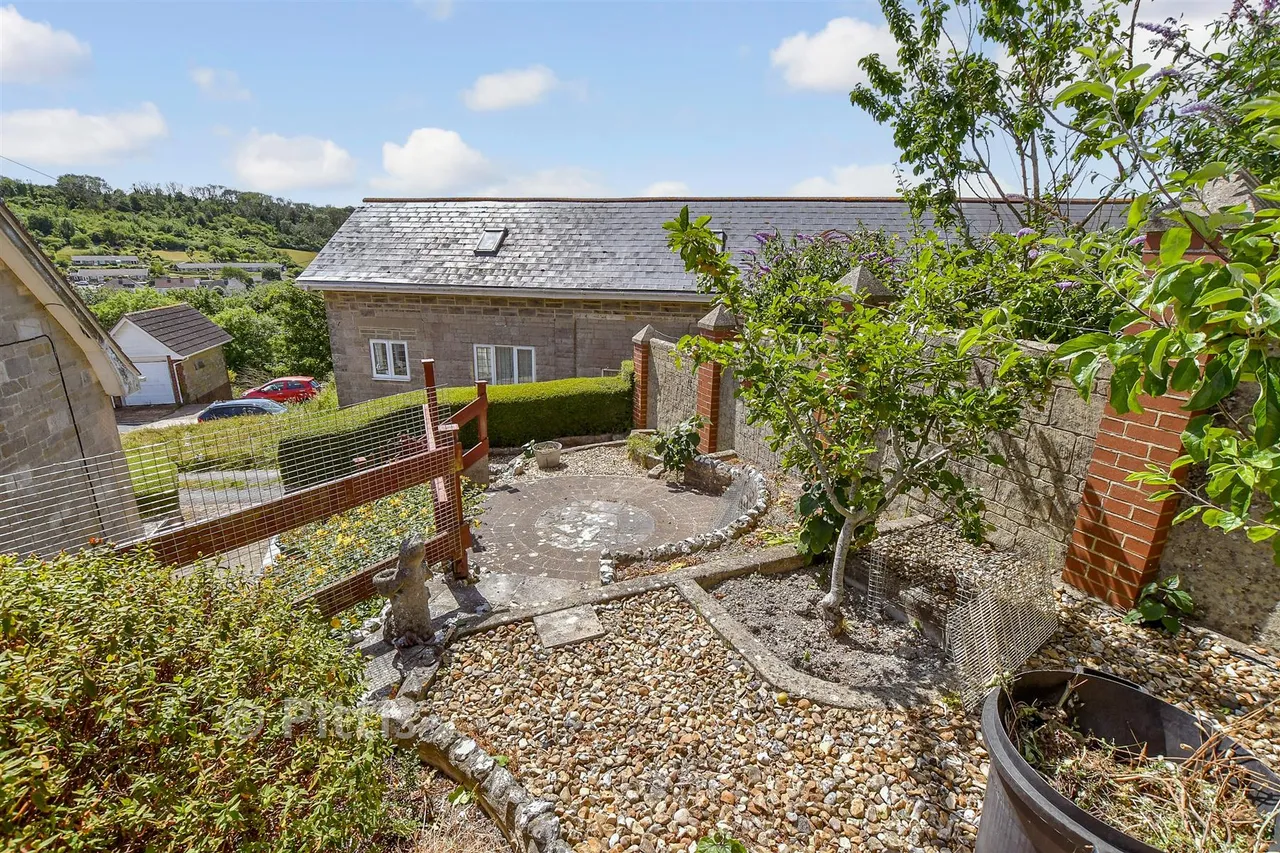 Lowtherville Road, Ventnor, PO38, photo 14