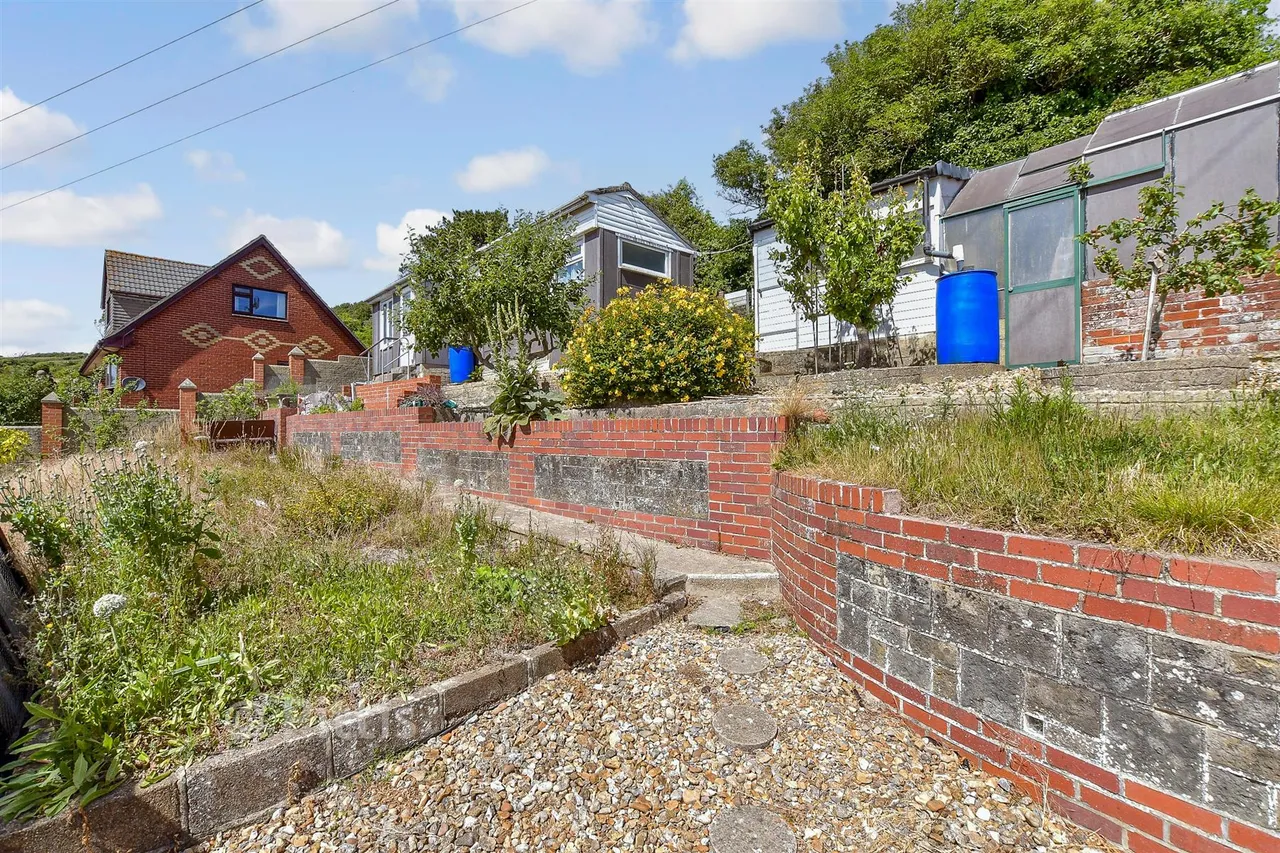 Lowtherville Road, Ventnor, PO38, photo 11