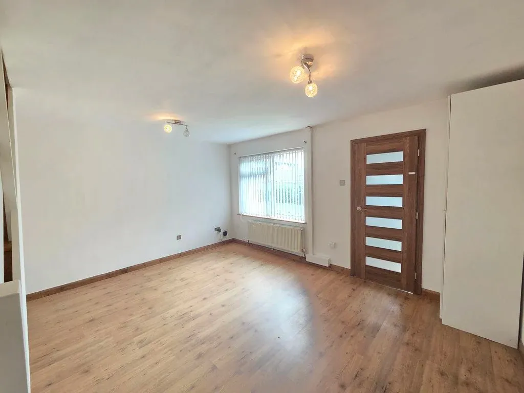 Favell Drive, Furzton, MK4, photo 7