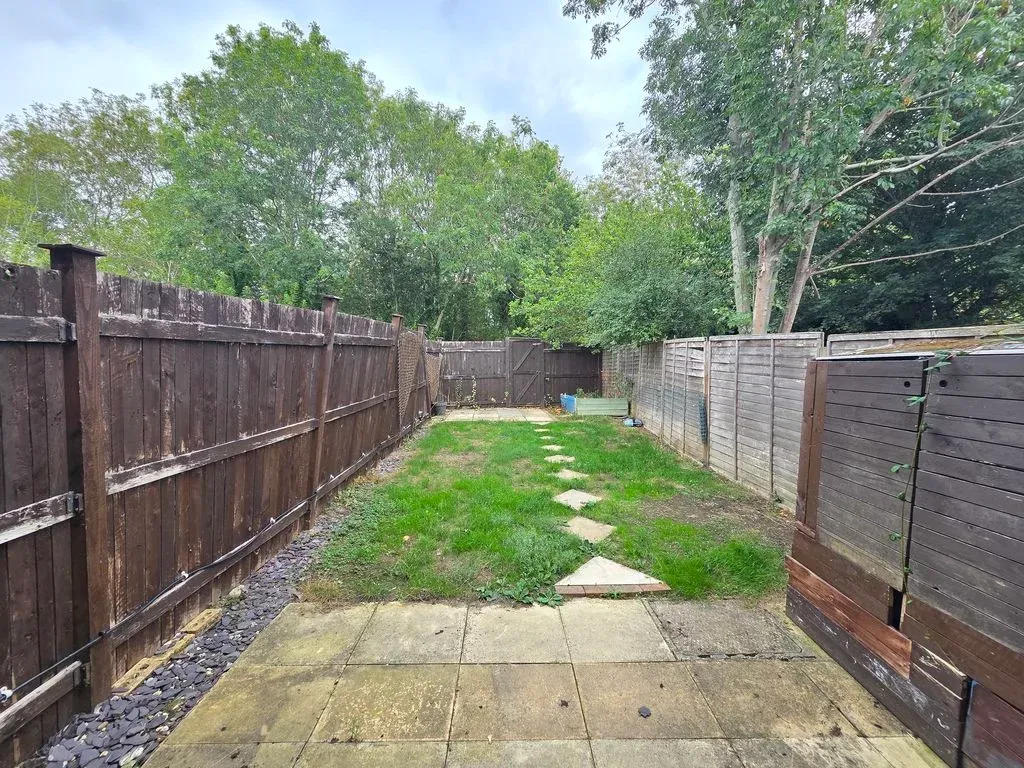 Favell Drive, Furzton, MK4, photo 5