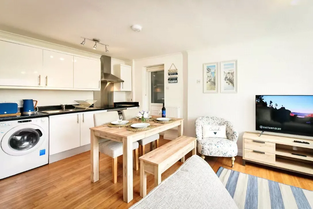 Western Lane, Mumbles, SA3, photo 19