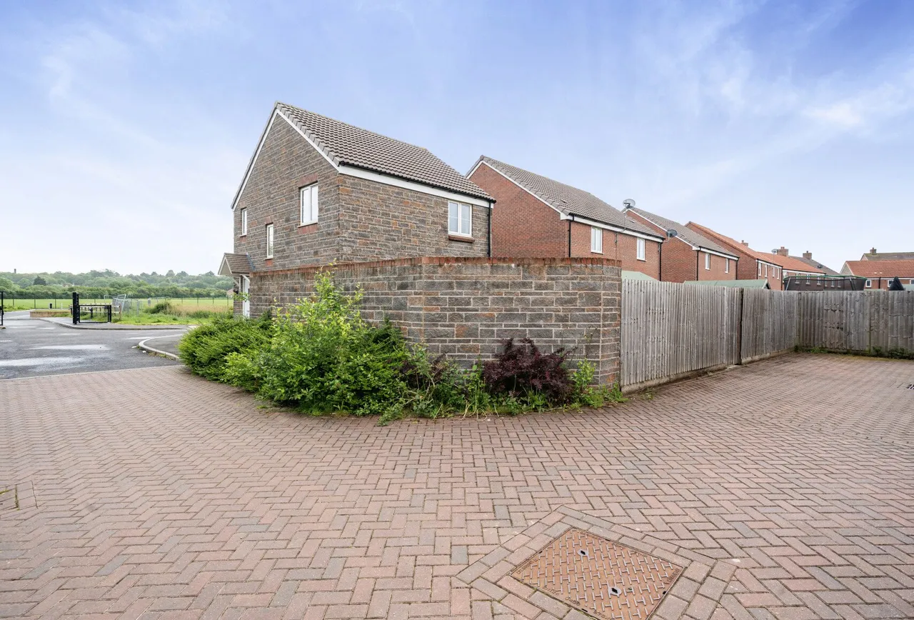 Harebell Road, South Gloucestershire, Lyde Green, BS16 7LY, photo 19