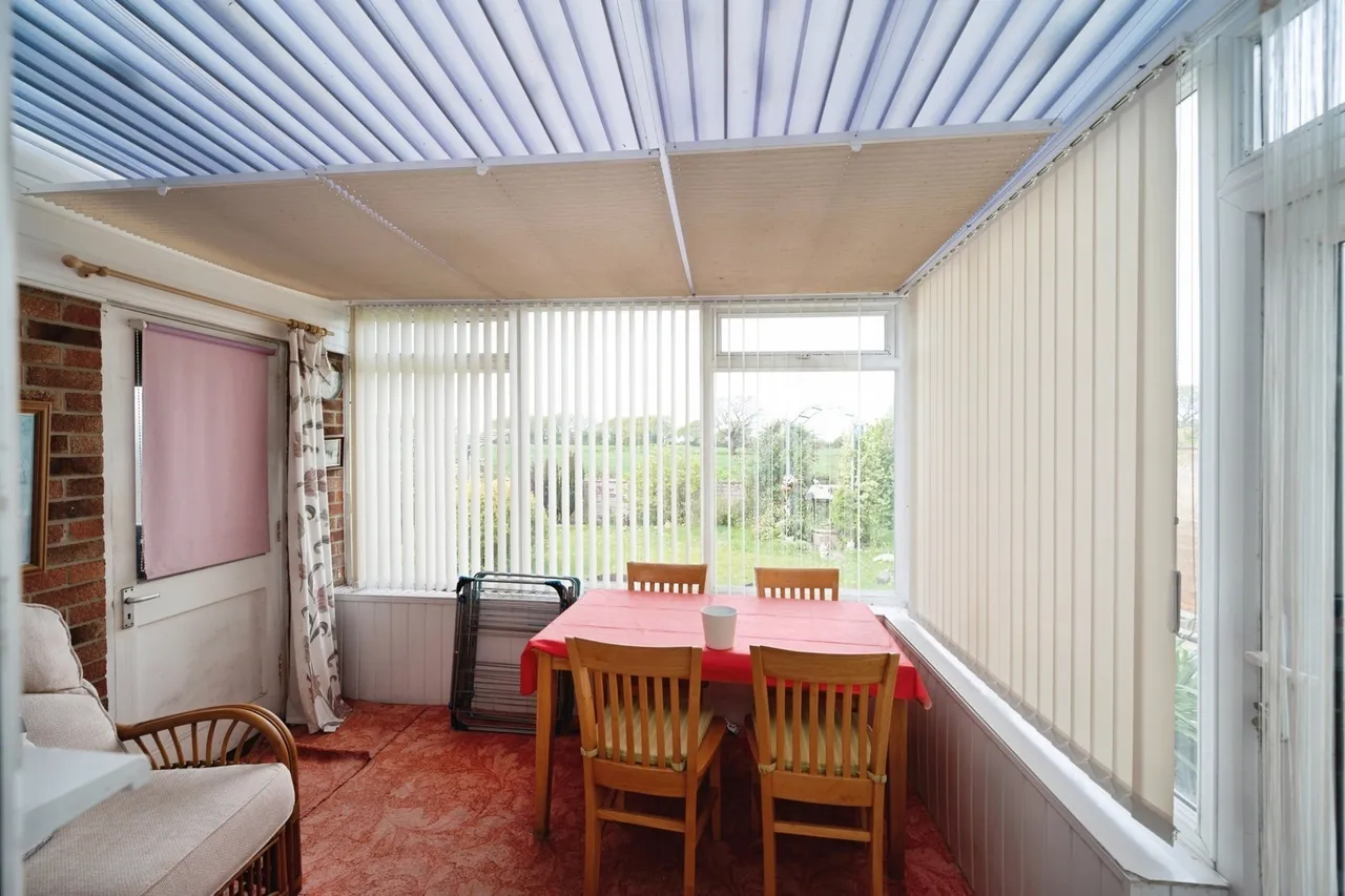 Glebe Close, Hayling Island, PO11, photo 17