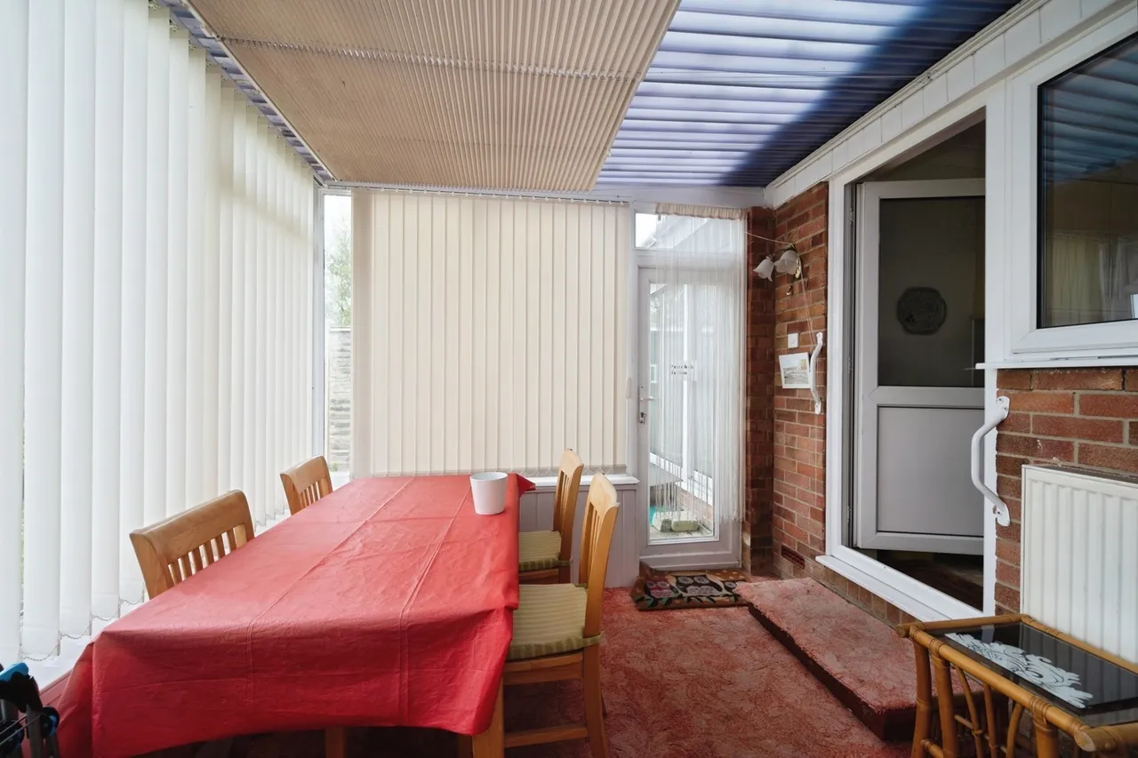 Glebe Close, Hayling Island, PO11, photo 18