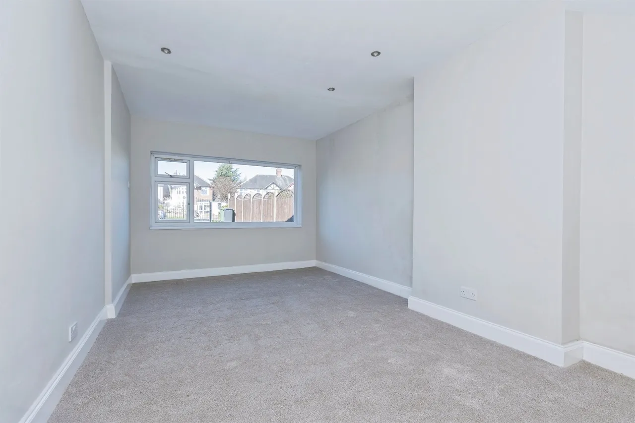 Loughborough Road, Birstall, Leicester, photo 12