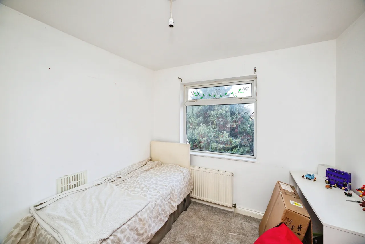 Lindley Crescent, Rotherham, S63, photo 14