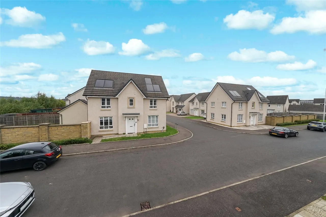 Dougal Graham Road, Stirling, FK8, photo 21